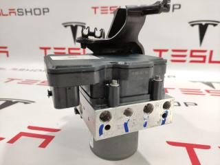 блок ABS Tesla Model 3 1 поколение 2019, 1044746-00-A, 1044745-00-B, 1103541-00-A