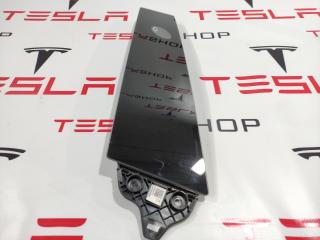Накладка стойки B, наружная Tesla Model 3 1 поколение 2019, 1109255-75-D