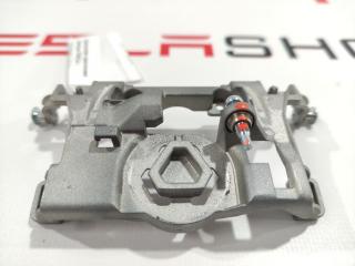 Кронштейн крепления камеры TRIPLE с регулятором наклона Tesla Model 3 1 поколение 2019, 1132891-00-D