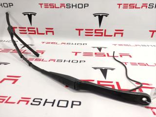 щеткодержатель (поводок стеклоочистителя, дворник) Tesla Model 3 1 поколение 2019, 1076727-00-C