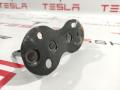 петля замка капота Tesla Model S 1 поколение 2015, 6007202-00-C - фото №3
