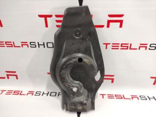Крышка пружинной подвески Tesla Model 3 1 поколение 2021, 1111303-00-B