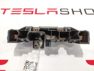 Кронштейн центральной консоли Tesla Model Y 1 поколение 2020, 1108516-00-A