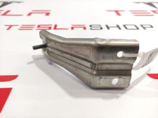 Кронштейн крепления расширительного бачка Tesla Model S 1 поколение 2015, 1006420-00-B