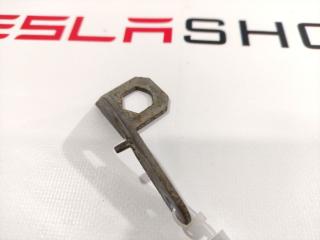 Кронштейн крепления тормозного шланга Tesla Model X 1 поколение 2016, 1088735-00-Z