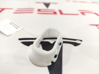 Фиксатор гофры электропроводки двери Tesla Model 3 1 поколение (2017 - 2025), 1108730-00-C