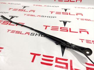 щеткодержатель (поводок стеклоочистителя, дворник) Tesla Model X 1 поколение 2021, 1046669-00-B
