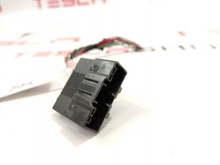 разъем (фишка) проводки Tesla Model S 1 поколение [рестайлинг] 2018, 2135153-02-C, 90980-12770