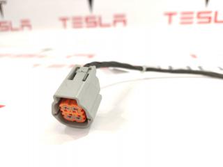 разъем (фишка) проводки Tesla Model S 1 поколение [рестайлинг] 2018, 2135153-02-C