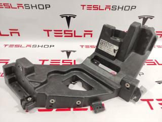 крепление фары левой Tesla Model X 1 поколение 2020, 1043357-00-F