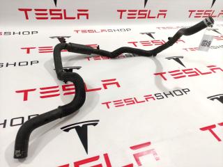 Шланг от насоса охлаждающей жидкости Tesla Model S 1 поколение 2016, 1037296-00-C