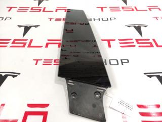 Накладка стойки B, наружная Tesla Model S 1 поколение 2016, 1004535-00-B