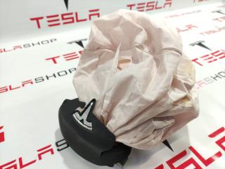 подушка безопасности водителя Tesla Model S 1 поколение 2015, 1023381-00-I