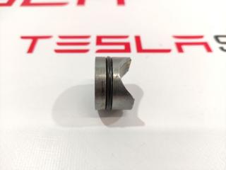 Лепесток (упор) рулевой рейки Tesla Model S 1 поколение [рестайлинг] 2016, 1070801-00-E, 1060801-00-C