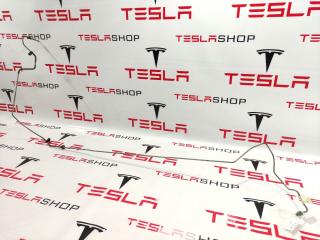 трубка тормозная Tesla Model 3 1 поколение 2019, 1044715-00-C