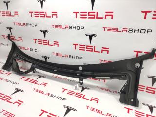 Подкапотная накладка стеклоочистителей Tesla Model S 1 поколение 2015, 1008976-00-E
