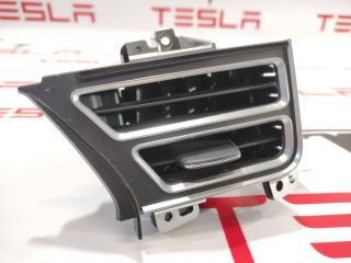 Воздуховод центральной панели (водительский) Tesla Model S 1 поколение 2015, 1061732-00-B, 6007629-00-C, 1096878-00-B