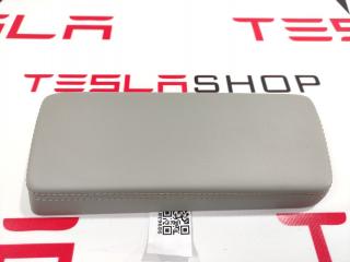 Подлокотник центральной консоли Tesla Model S 1 поколение 2016, 1024238-05-B, 105730234