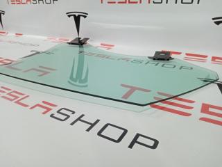 стекло двери задней левой Tesla Model S 1 поколение 2015, 6006335-00-D