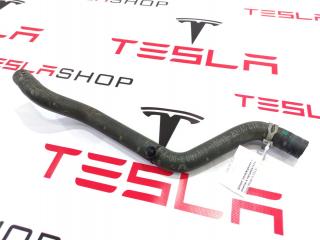 Шланг охлаждения с помпы в нагреватель Tesla Model S 1 поколение 2015, 6007354-00-E