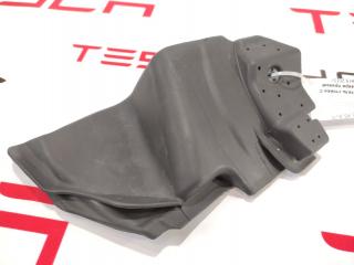 Уплотнитель задней двери Tesla Model S 1 поколение 2015, 6009592-00-E