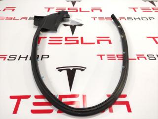 Уплотнитель задней двери Tesla Model S 1 поколение 2015, 6009596-00-D