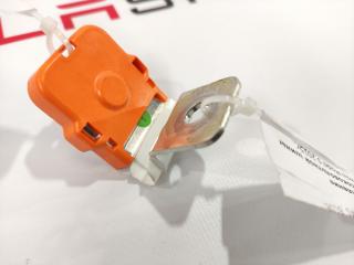 Крепление высоковольтной шины предохранителя основной батареи Tesla Model S 1 поколение 2015, 6008926-00-B