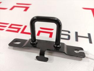 Петля фиксации сидений 2-го ряда Tesla Model 3 1 поколение 2018, 1101865-00-A