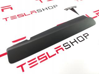 Заглушка салазки сиденья Tesla Model X 1 поколение 2017, 1066623-00-D
