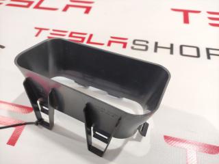 Воздуховод отделки багажника боковой левой Tesla Model X 1 поколение 2016, 105990800B, 1077956-00-A