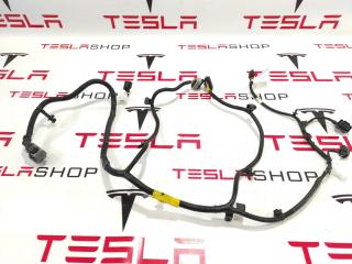 Электропроводка заднего подрамника Tesla Model 3 1 поколение 2018, 1067968-01-E