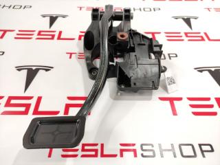 педаль тормоза Tesla Model 3 1 поколение 2018, 1044691-00-D