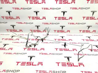 Тормозные трубки передней магистрали Tesla Model 3 1 поколение 2018, 1044712-00-D