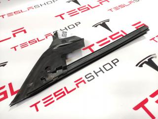 Уплотнитель форточки двери Tesla Model 3 1 поколение 2018, 1090501-00-G