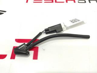 форсунка омывателя лобового стекла Tesla Model S 1 поколение 2016, 1005404-01-E