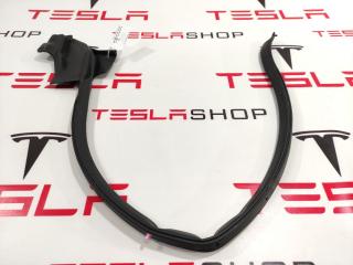 Уплотнитель задней двери Tesla Model S 1 поколение 2016, 6009595-00-D