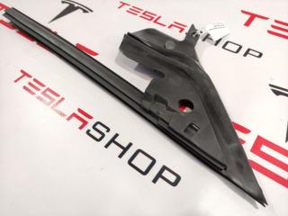 Уплотнитель форточки двери Tesla Model 3 1 поколение 2018, 1090502-00-G