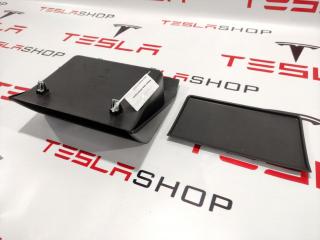 Ниша под монитором Tesla Model S 1 поколение 2016, 1018894-00-B, 1018895-00-D