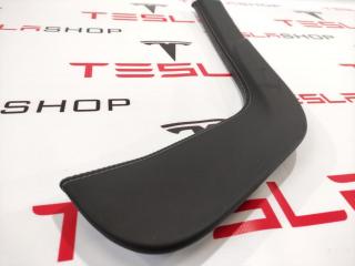 Панель центрального тоннеля Tesla Model S 1 поколение 2016, 1005365-01-C