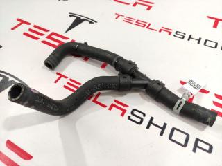 Шланг охлаждения для насоса Tesla Model S 1 поколение 2016, 6007345-00-C