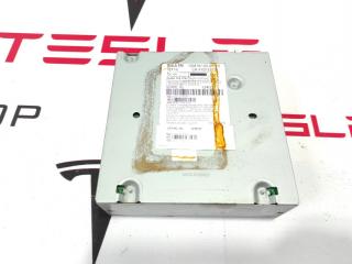 Радио FM/HD/XM Tesla Model S 1 поколение 2016, 1052323-00-B, 1004787-01-D