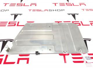 Крышка блока управления панорамным люком Tesla Model S 1 поколение 2016, 1013499-00-F