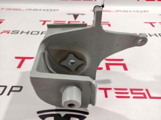 кронштейн двигателя Tesla Model S 1 поколение 2016, 1034558-S0-E