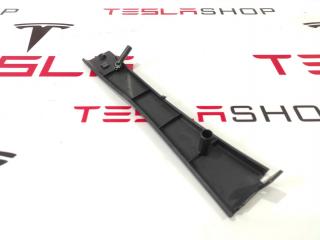 Накладка стойки А, (средняя высота) Tesla Model S 1 поколение 2016, 1007711-00-D