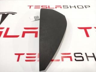 Накладка боковая торпеды Tesla Model S 1 поколение 2016, 1028357-00-A, 1002326-00-E