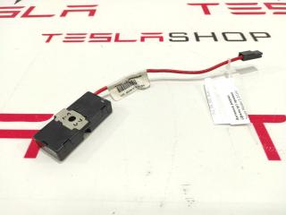 Антенна радио (фильтр) Tesla Model S 1 поколение 2016, 1012002-00-A