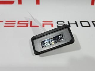 подсветка номера Tesla Model X 1 поколение 2017, 1034341-00-B