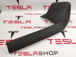 Накладка центральной панели Tesla Model X 1 поколение 2019, 1002310-21-E, 1002310-01-D