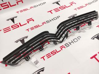 Решётка радиатора бампера переднего Tesla Model X 1 поколение 2020, 1050143-00-E