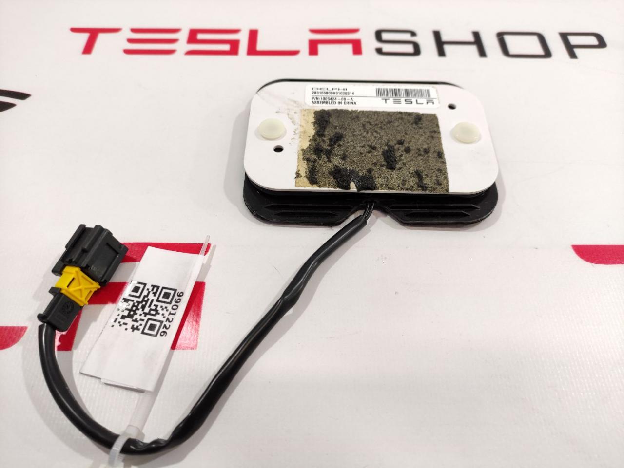 Подушка присутствия Tesla Model S 1 поколение 2016, 1005424-00-A - фото №1